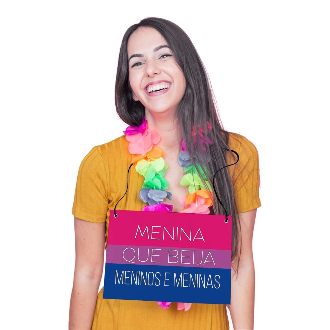 Placa Fantasia de Carnaval - LGBTQ - Menina Beija Meninos e Meninas